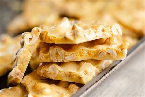 Mawcot Peanut Brittle as a Homemade Holiday Gift: Impress Your Loved Ones